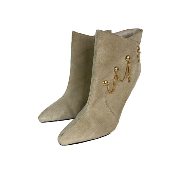 Beige Suede Pointed Toe Ankle Boots With Gold Chain & Stud Detail Womens Sz 7.5 - Picture 1 of 9